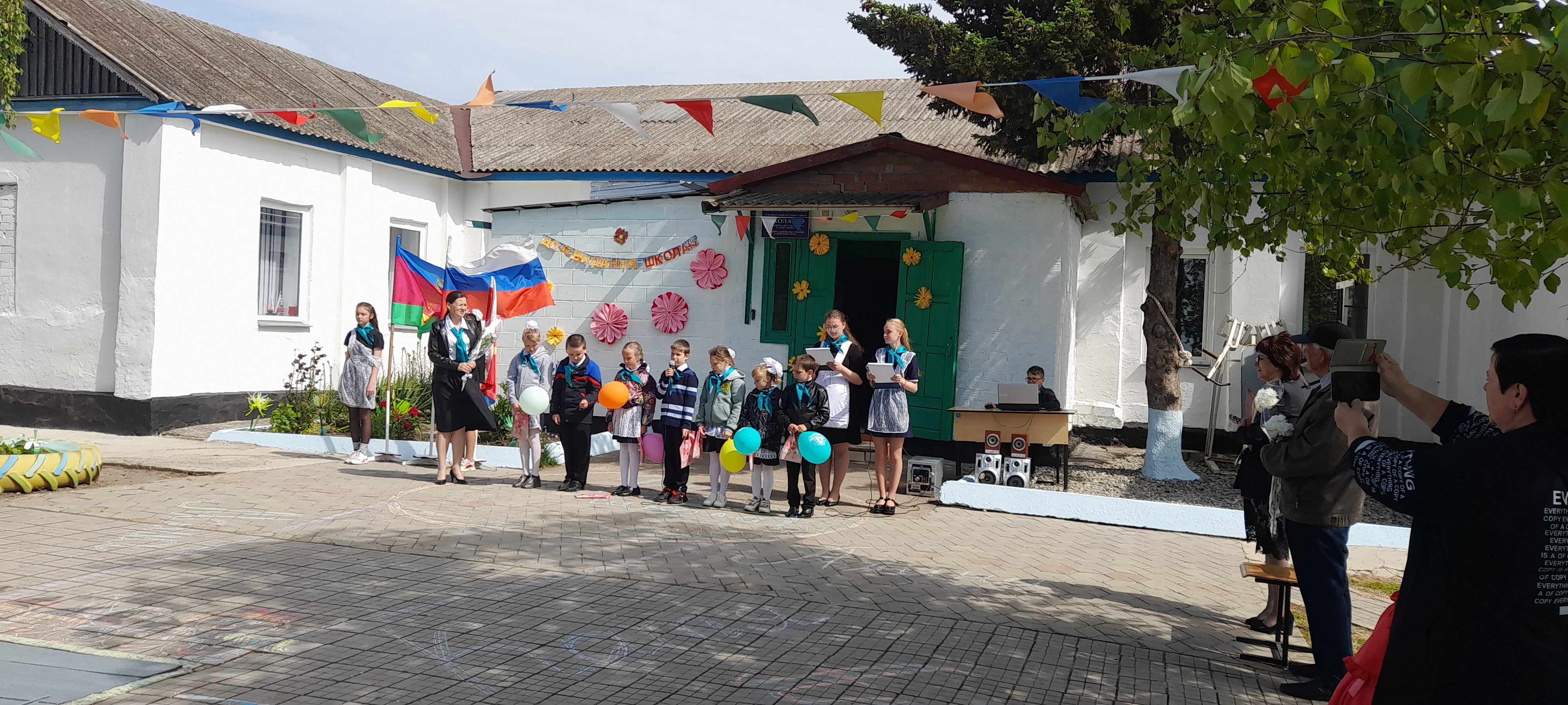 территория школы